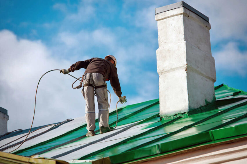 NYC Building Waterproofing Services for Lasting Protection 1 cati yalitimi yapan isci